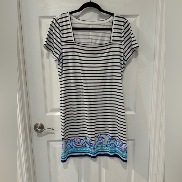 Lilly Pulitzer Rexa T Shirt Dress - Picture 2 of 4